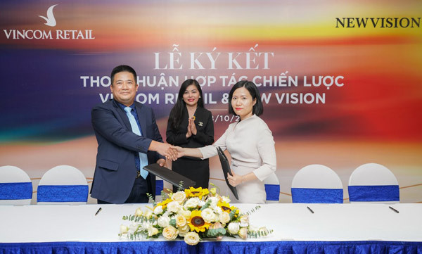 vincom retail quản l&yacute; grand world